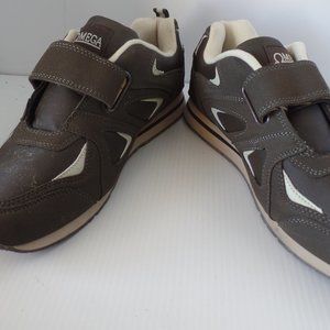 Omega Men's Comfort Zone 475-04 Men's Shoes sz 10.5D